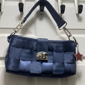HARVEYS seatbelt handbag